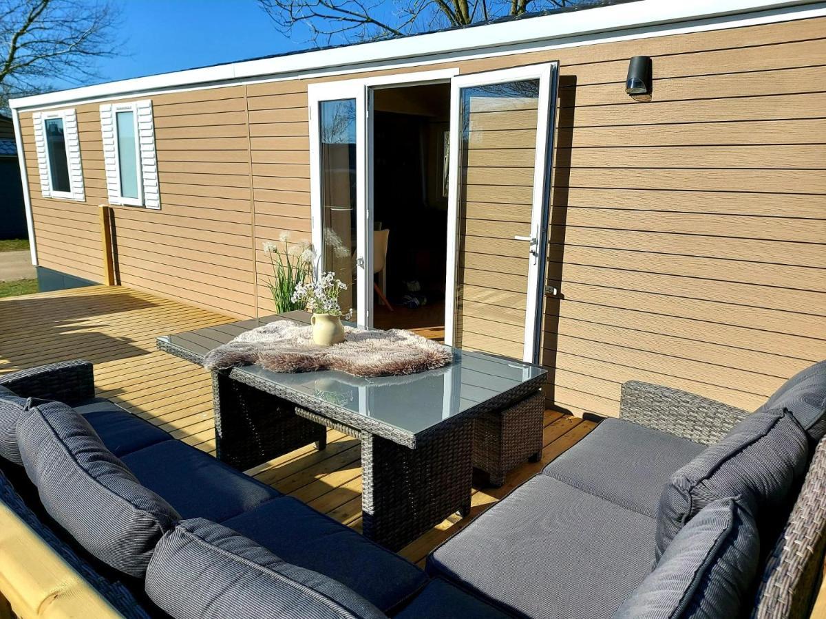 Luxe Chalet Lauwersoog Zewnętrze zdjęcie